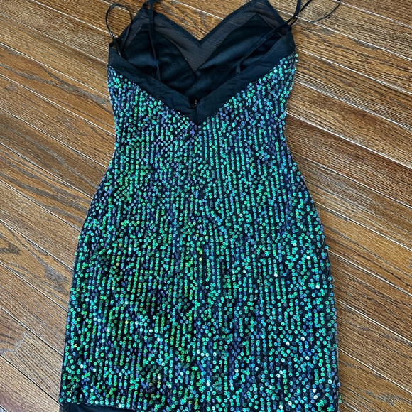 Size small forever 21 green sequin dress - Picture 4 of 6
